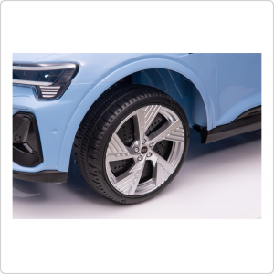 Детский электромобиль Joy Automatic Audi-e tron Sportback (QLS-6688) Лицензия, синий